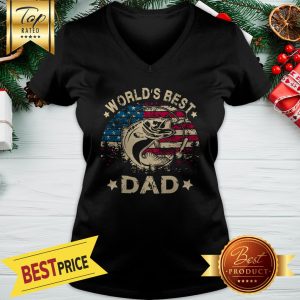 World’s Best Fishing Papa American Flag V-neck
