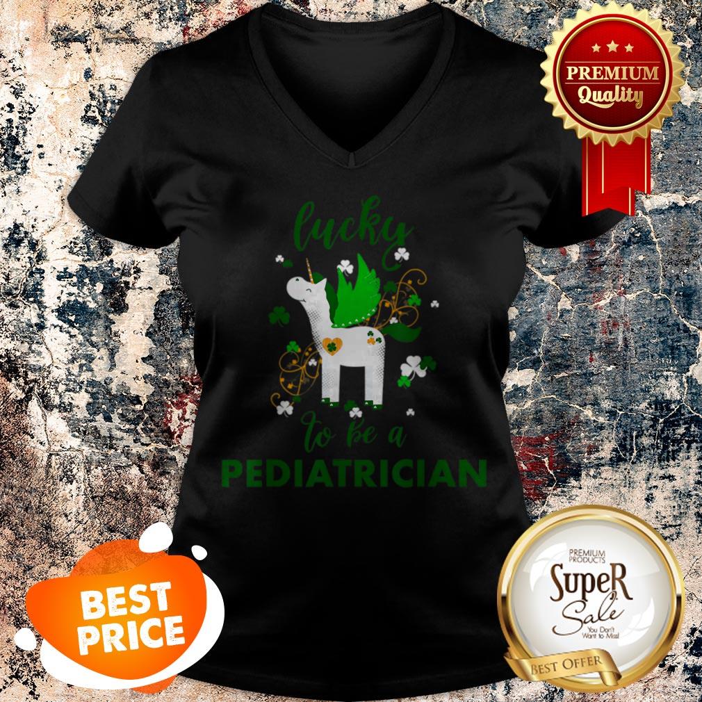 Lucky To Be A Pediatrician St Patrick’s Day Doctor V-neck Lucky To Be A Pediatrician St Patrick’s Day Doctor V-neck