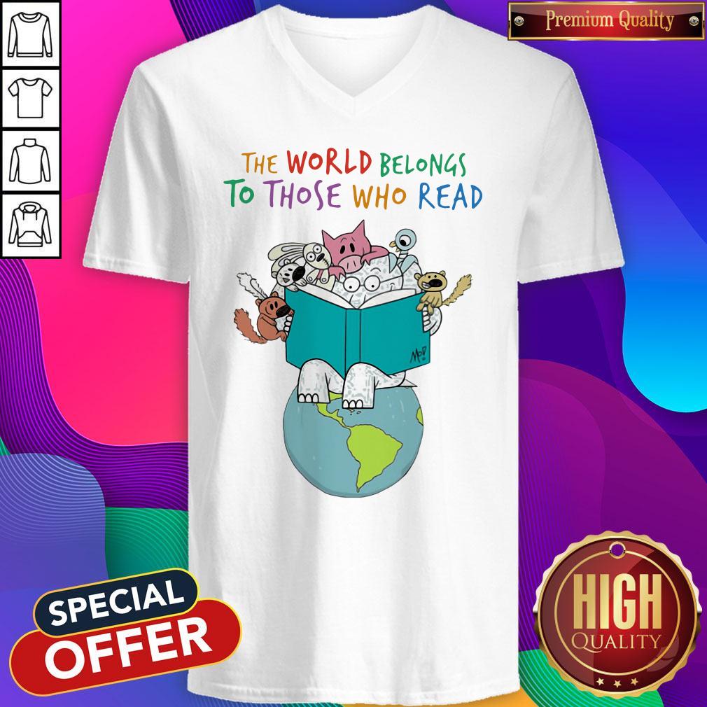 Fantastic Animals Read Book The World Belongs To Those Who Read V-neck