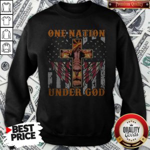 Pretty Lion King One Nation Under God American Flag Independence Day Sweatshirt