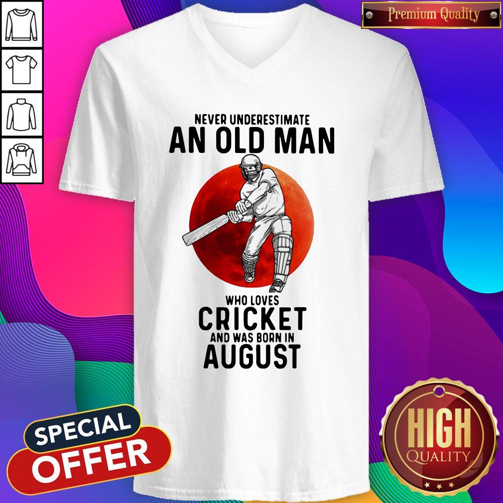 Pro Never Underestimate An Old Man Who Loves Cricket And Was Born In August Sunset V-neck