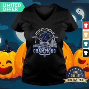 Tampa Bay Lightning 200 NHL Stanley Cup Champions V-neck