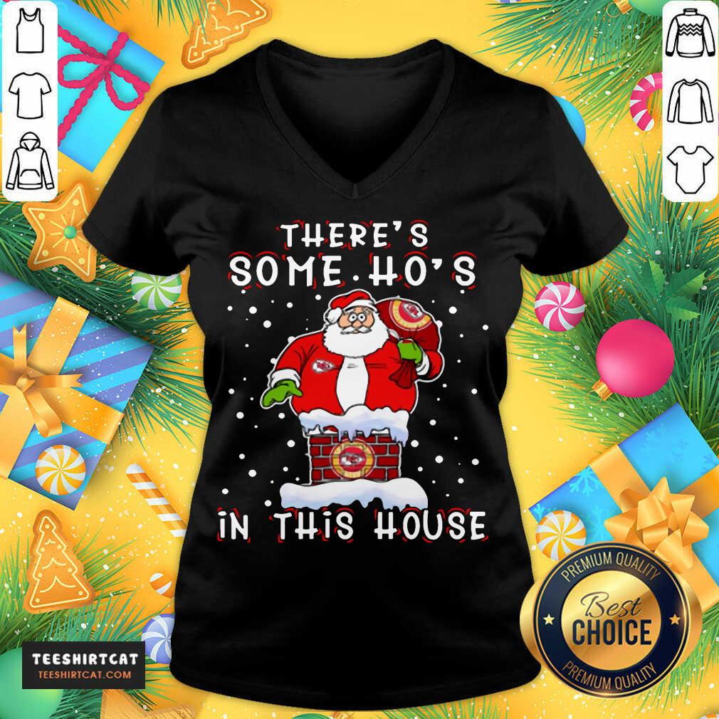 Kansas City Chiefs Christmas There Is Some Hos In This House Santa Stuck In The Chimney NFL Youth V Neck - Design By Teeshirtcat.com
