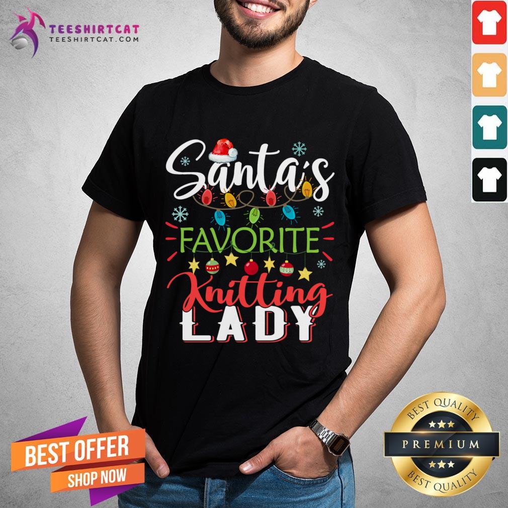 Original Santa's Favorite Knitting Lady Xmas Light Santa Hat Christmas Gift Santas Favorite Knitting Lady T-Shirt- Design By Teeshirtcat.com
