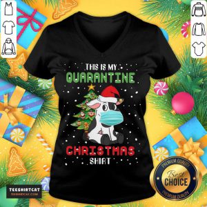 Cow Santa Face Mask This Is My Quarantine Christmas V Neck- Design By Teeshirtcat.com