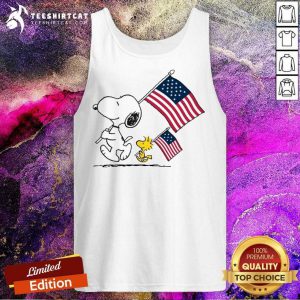 Snoopy And Woodstock Holding American Flag 4th Of July Tank Top- Design By Teeshirtcat.com