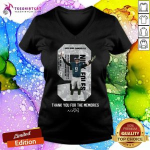 Nick Foles Eagles Thank You For The Memories Signature V Neck - Design By Teeshirtcat.com