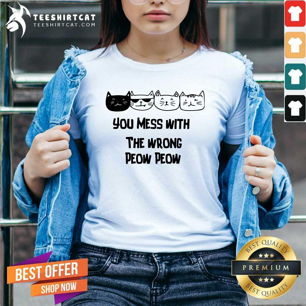 Lovely Cats You Mess With The Wrong Peow Peow V-neck Lovely Cats You Mess With The Wrong Peow Peow V-neck