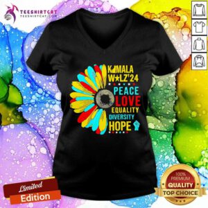 Nice Kamala Walz 24 Peace Love Aquality Diversity Hope V-neck