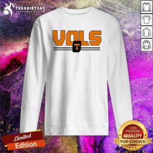 Top Max Gilbert Wearing Tennessee Volunteers Sweatshirt