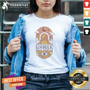 Top Goose The Band Reflection V-neck