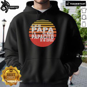 Alt Text: Top El Mejor Papa Da Del Padre Para Latinos Hoodie featuring a vibrant design celebrating Father's Day.