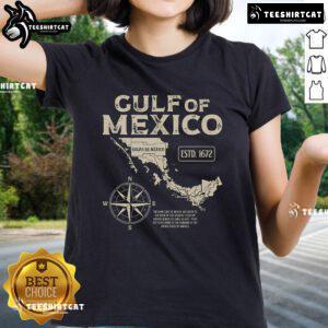1672 historic map of the Gulf of Mexico, featuring detailed coastlines, landmarks, and nautical elements on a ladies tee.