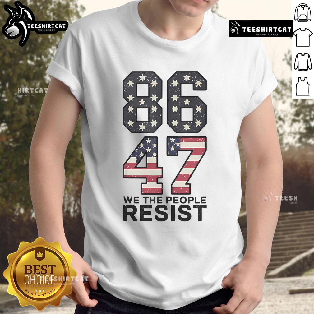 Alt Text: Vintage 'Hot 86 47 Resist Anti Trump Impeach 47' USA flag T-shirt showcasing bold political statement and unique design.