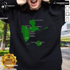 Official Rum Traveler Guadeloupe 2025 sweatshirt featuring vibrant design and comfortable fit for rum enthusiasts.
