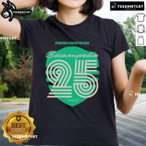 Official Sporting Clube de Portugal Bicampeo 2024-2025 ladies tee featuring team colors and logo design.