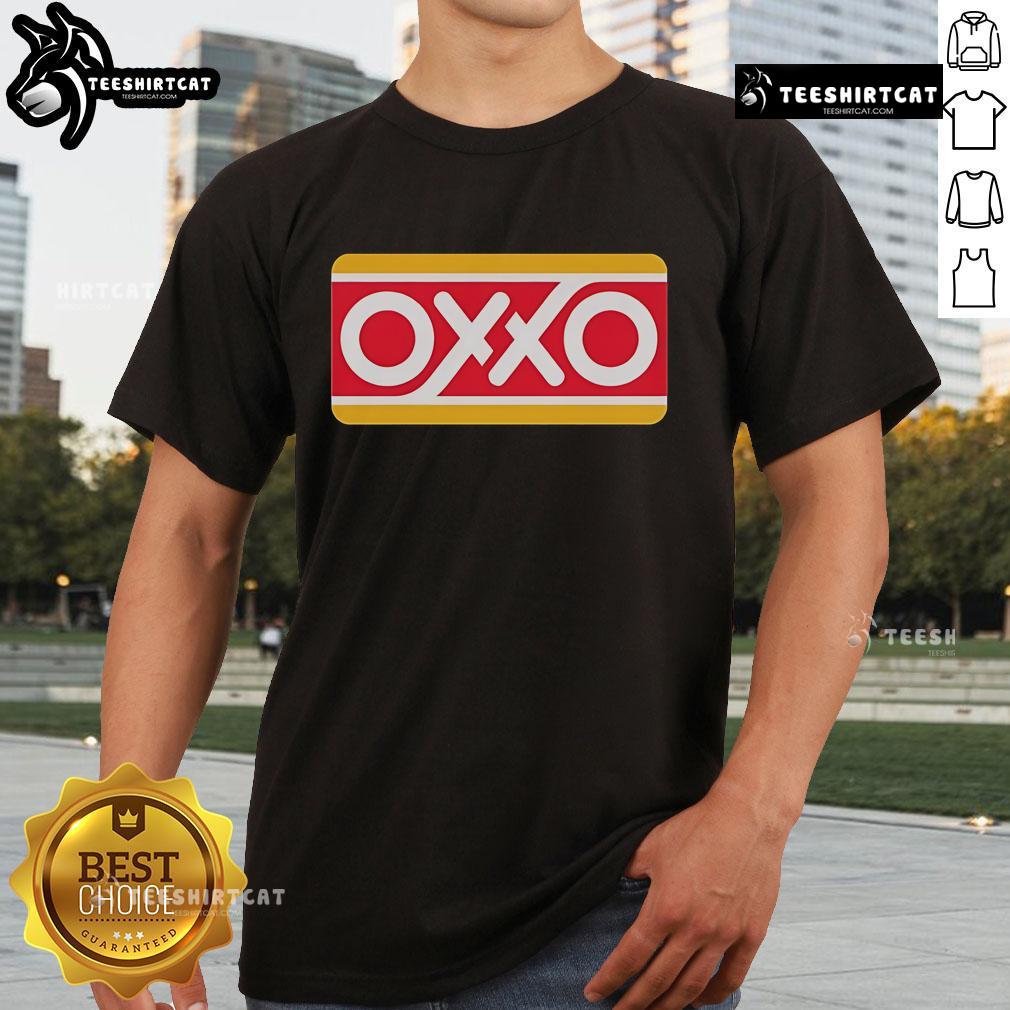 Official Mexico Oxxo gasoline station signs on a Mexican convenience T-shirt, showcasing vibrant colors and iconic branding.