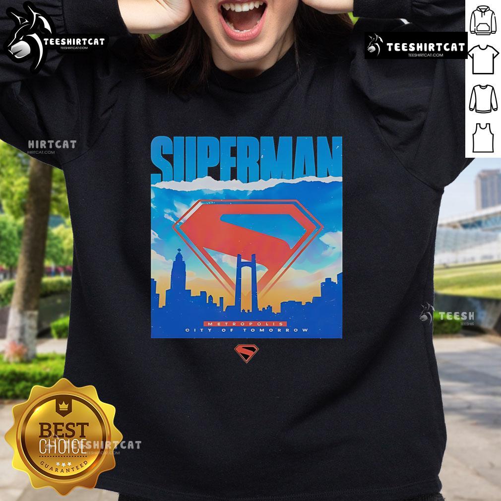 Original Superman Metropolis City of Tomorrow sweatshirt featuring iconic superhero graphics and vibrant colors.