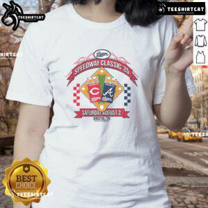 Awesome Cincinnati Reds vs Atlanta Braves 2025 MLB Speedway Classic Arch Ladies Tee featuring vibrant team graphics.
