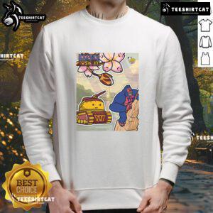 Awesome Washing Commanders sweatshirt showcasing team spirit against the New York Giants, perfect for fans.