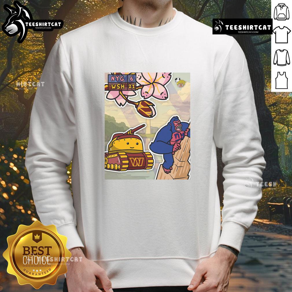 Awesome Washing Commanders sweatshirt showcasing team spirit against the New York Giants, perfect for fans.