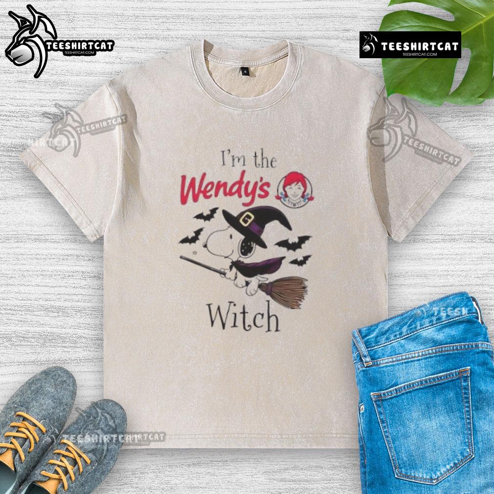 Good Wendy's x Snoopy 'I'm the Witch' Halloween washed t-shirt featuring a playful design for festive fall style.