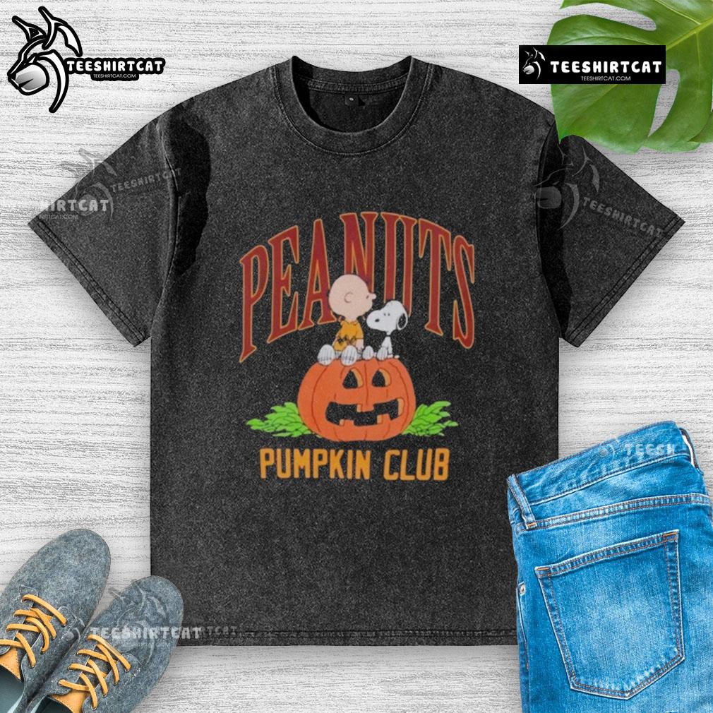 Nice RSQ x Peanuts Pumpkin Club Halloween 2025 washed t-shirt featuring a festive design perfect for Halloween celebrations.