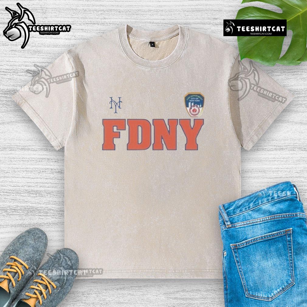 Alt Text: Official 2025 New York Mets FDNY 9/11 Washed T-Shirt featuring a tribute design honoring first responders and the Mets.