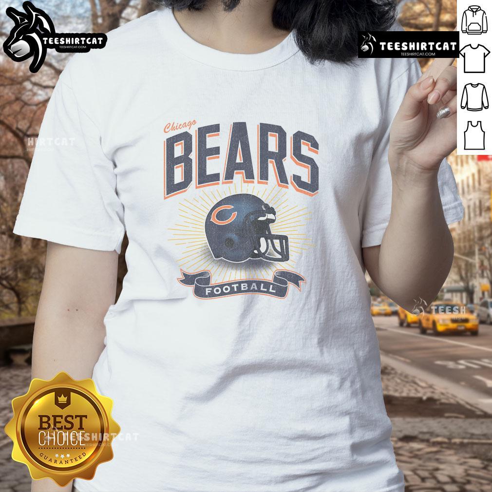 Alt Text: Original Chicago Bears Historic Prime Play Ladies Tee showcasing team spirit and vintage design for fans.
