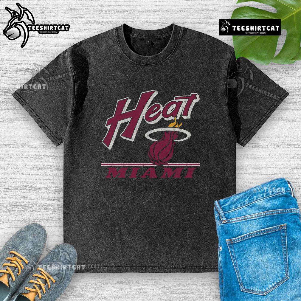 Original Miami Heat Fly By vintage washed t-shirt featuring bold team graphics and a classic fit for fans.