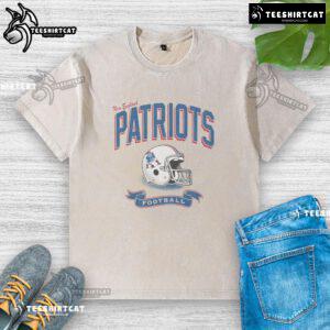 Original New England Patriots Historic Prime Play Washed T-Shirt featuring classic team logo and vintage style design.