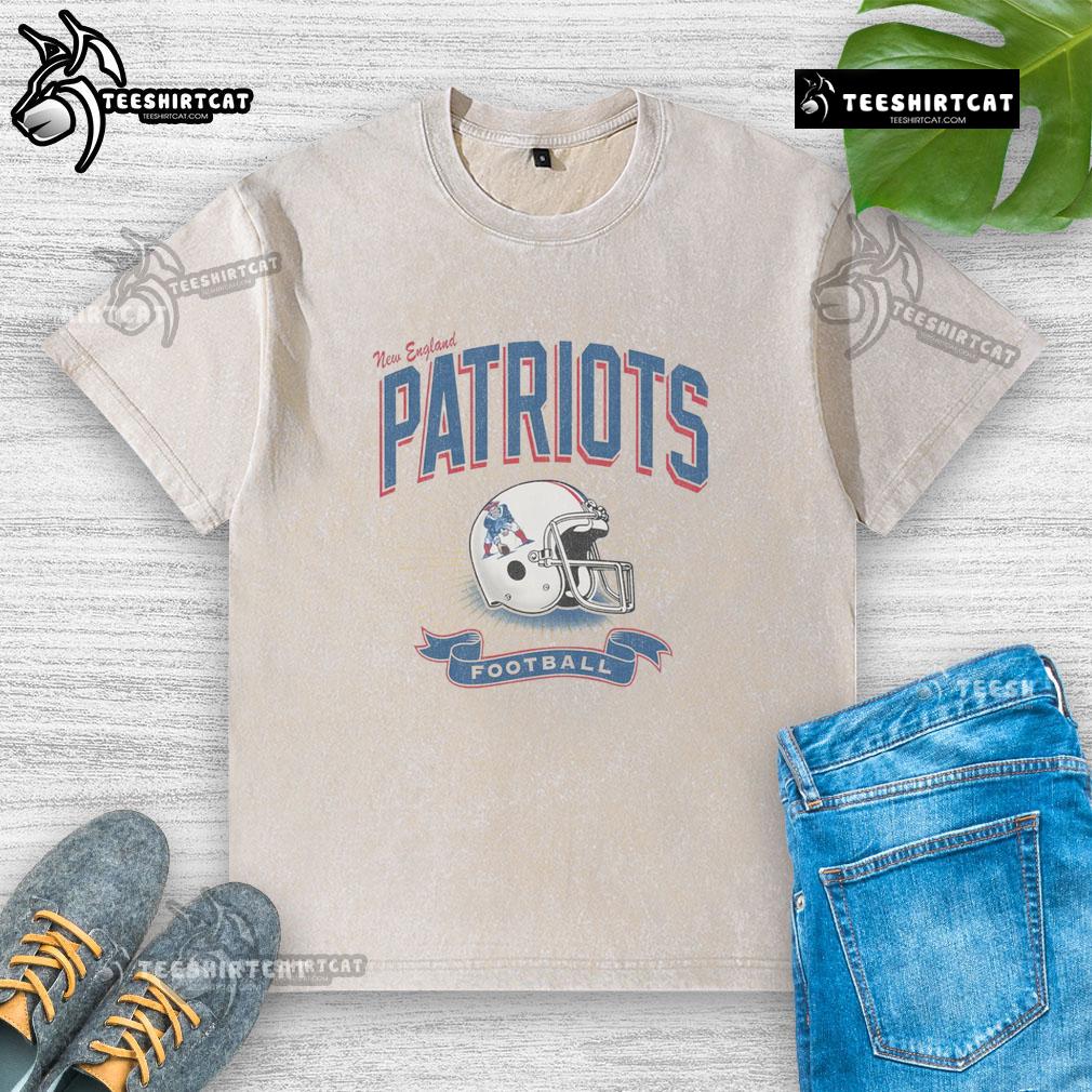 Original New England Patriots Historic Prime Play Washed T-Shirt featuring classic team logo and vintage style design.