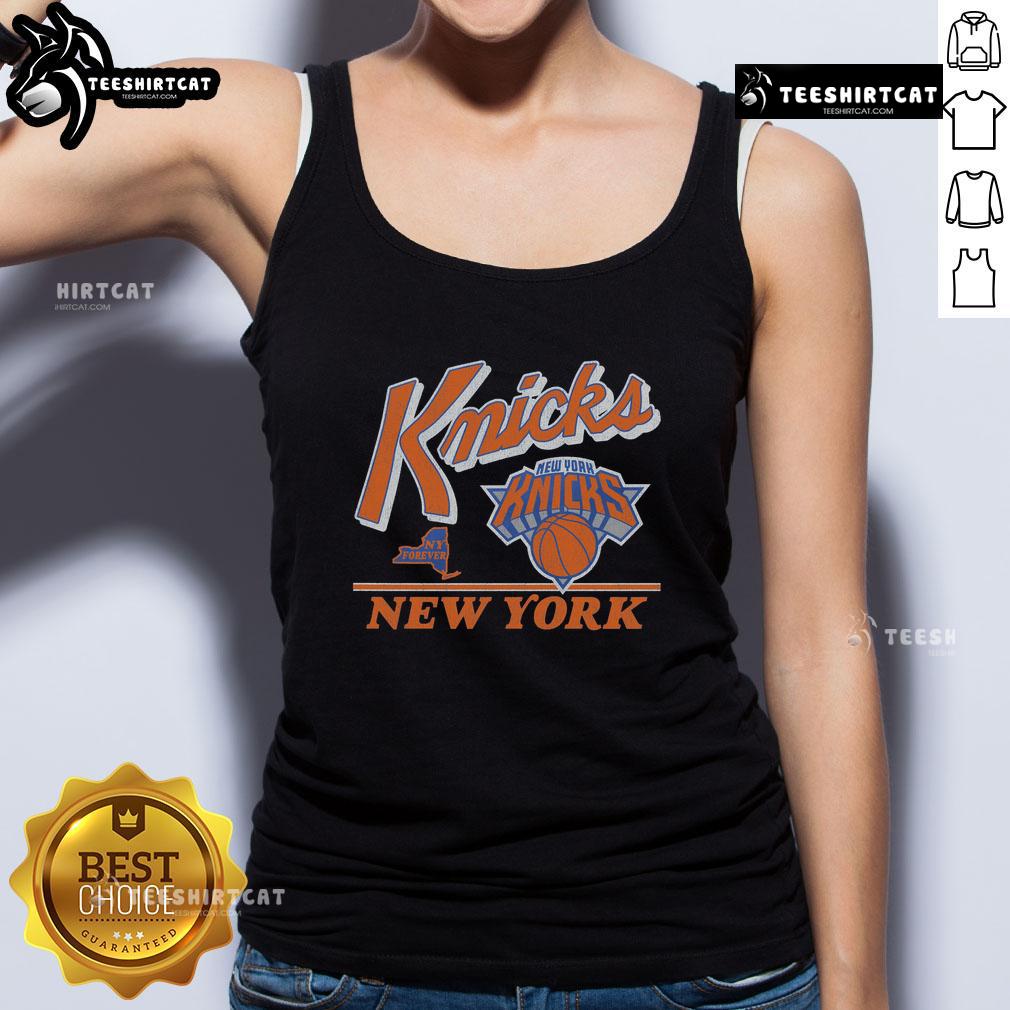 Vintage New York Knicks Fly By tank top featuring classic logo and retro design for basketball fans.