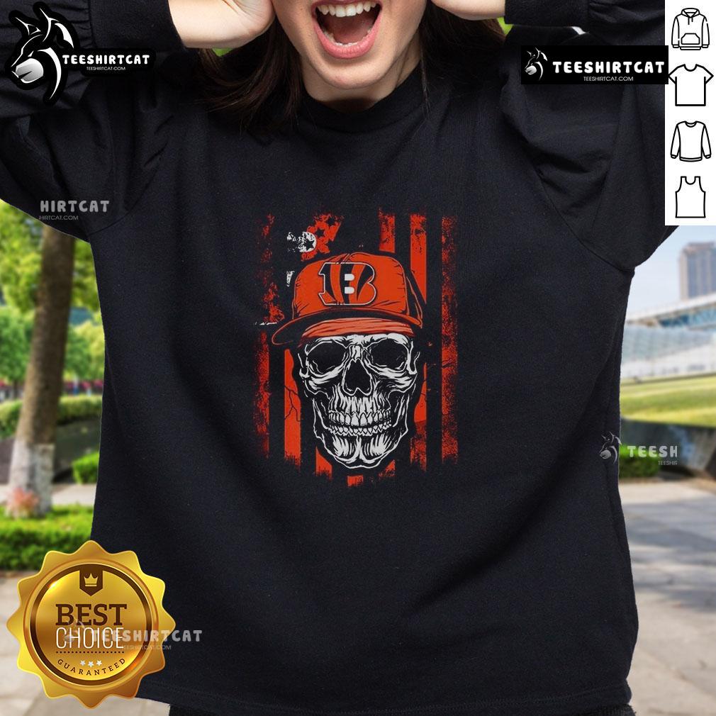 Alt Text: Premium Cincinnati Bengals NFL sweatshirt featuring a skull design and American flag for football lovers.