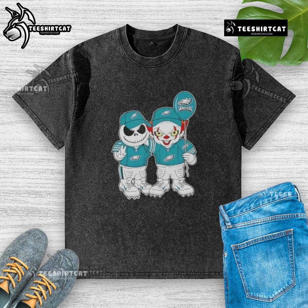 Premium Jack Skellington and Clown It X Philadelphia Eagles Happy Halloween washed t-shirt for festive fans.