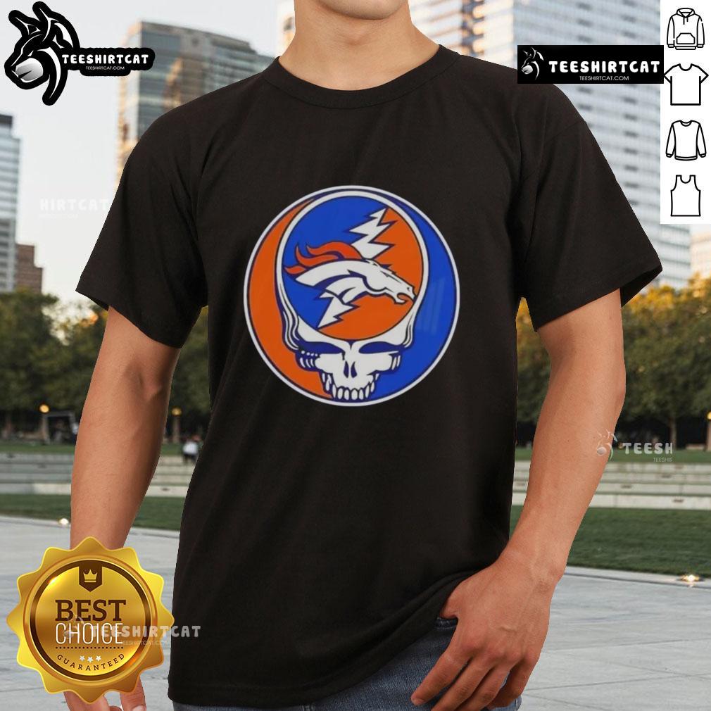 Alt Text: Premium NFL Denver Broncos Grateful Dead Stealie T-Shirt featuring iconic Steal Your Face design and team colors.