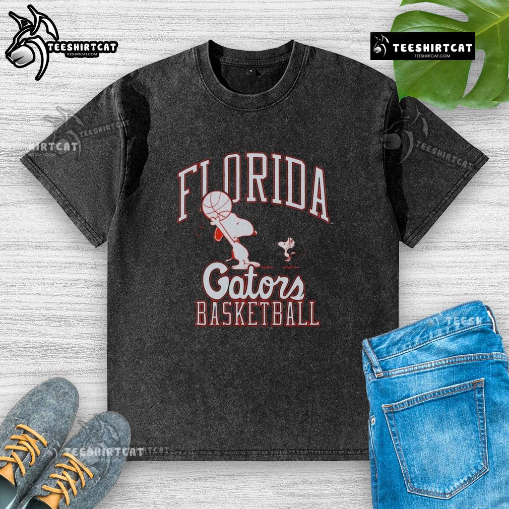 Premium Peanuts Snoopy X Florida Gators basketball washed T-shirt featuring vibrant graphics and a comfortable fit.