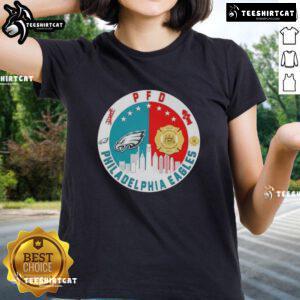 Alt Text: Philadelphia Eagles Ladies Tee featuring skyline design, perfect for fans of Eagles football.
