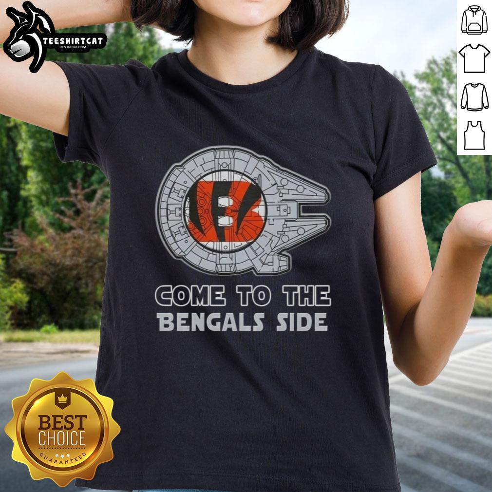 Awesome Star Wars Cincinnati Bengals Side Ladies Tee featuring a stylish design for fans and women.