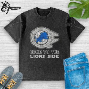 Awesome Star Wars Come to the Detroit Lions Side Washed T-Shirt featuring unique design and vibrant colors.