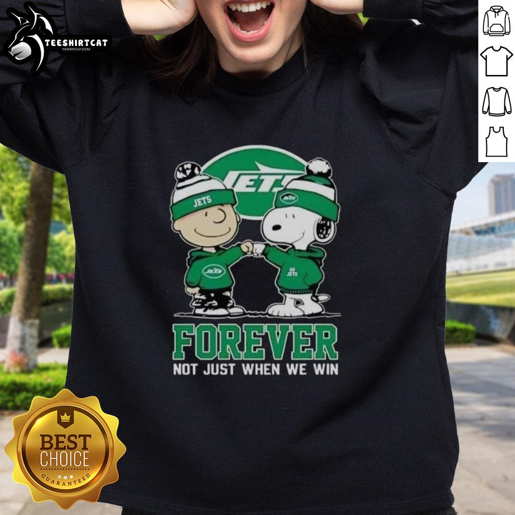 Premium New York Jets Charlie Brown and Snoopy Forever sweatshirt, perfect for fans celebrating every game.