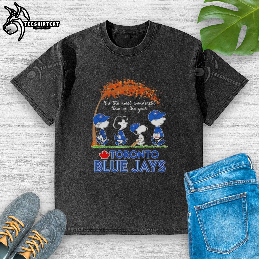 Alt Text: Premium Toronto Blue Jays X Peanuts Snoopy and Friends autumn t-shirt, perfect for celebrating the season.