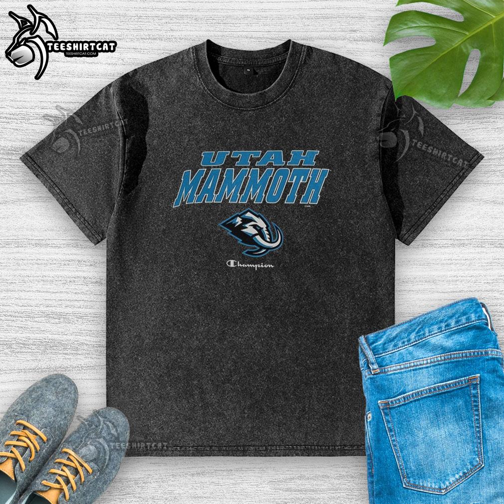 Premium Utah Mammoth Champions washed t-shirt in grey, featuring a vintage design and comfortable fit for everyday wear.