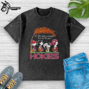 Premium Virginia Tech Hokies X Peanuts Snoopy and Friends autumn t-shirt featuring a festive design for fall celebrations.