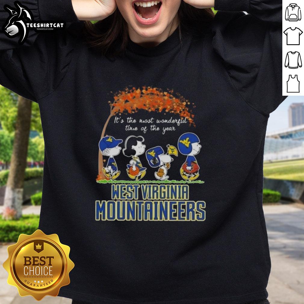 Alt Text: Premium West Virginia Mountaineers X Peanuts Snoopy and Friends sweatshirt for autumn, celebrating the season's joy.