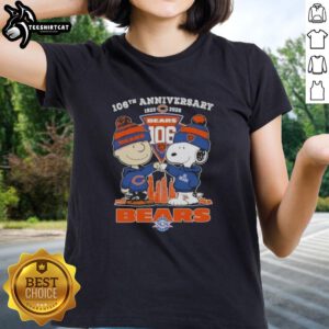 Pretty Charlie Brown and Snoopy 106th Anniversary tee for Chicago Bears football, featuring a skyline design.