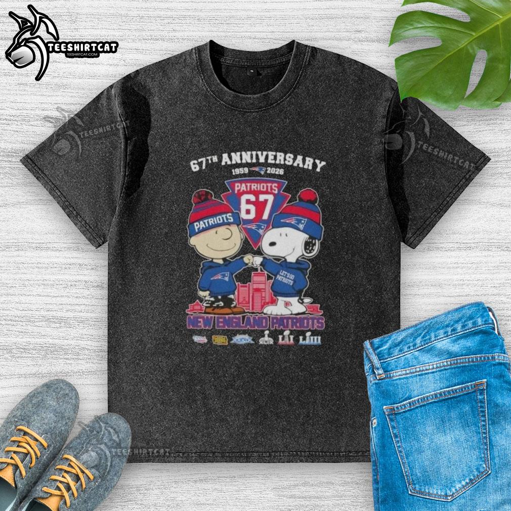 Alt Text: Pretty Charlie Brown and Snoopy 67th Anniversary t-shirt featuring New England Patriots football skyline design.