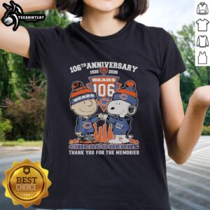 Pretty Chicago Bears outfit featuring Snoopy and Charlie Brown for the 106th Anniversary, 1920-2026, ladies tee.