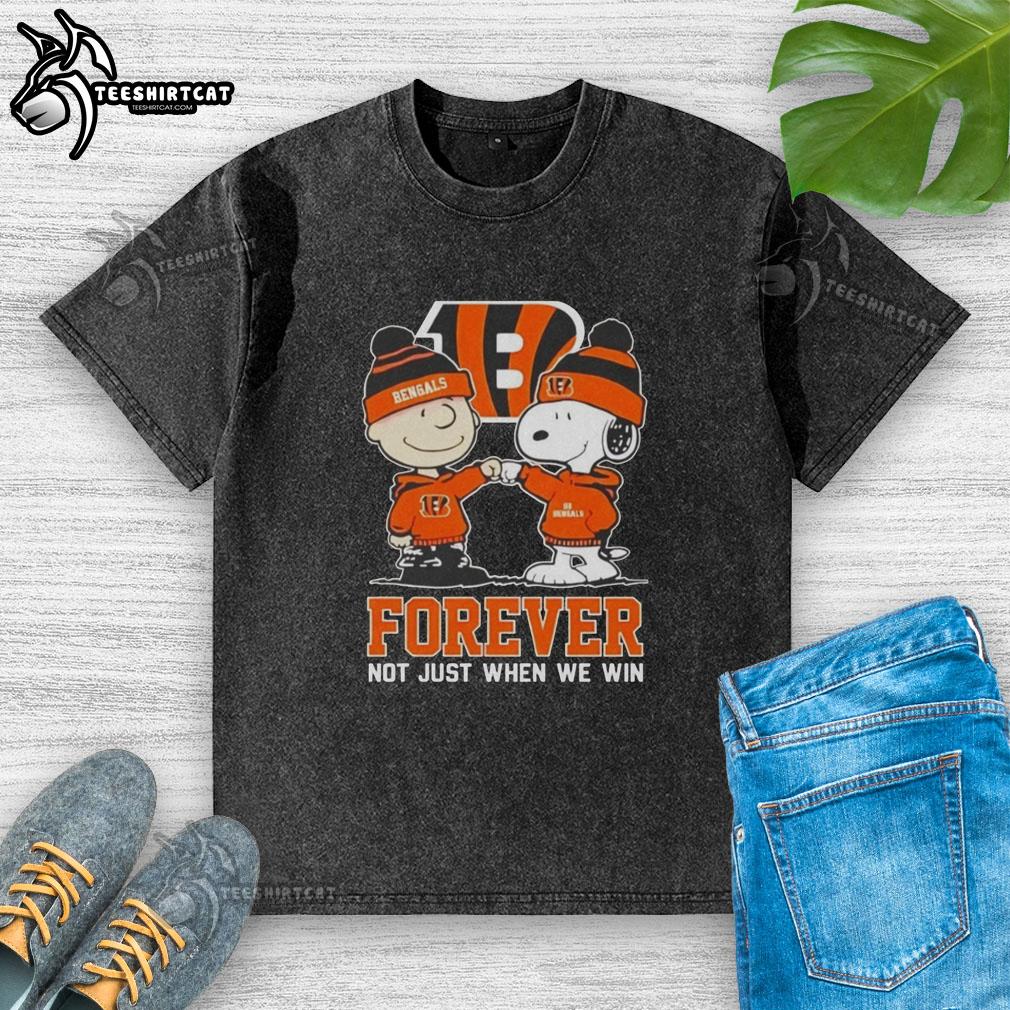 Official Peanut Snoopy Charlie Brown Cincinnati Bengals Forever T-Shirt showcasing team spirit and fandom.