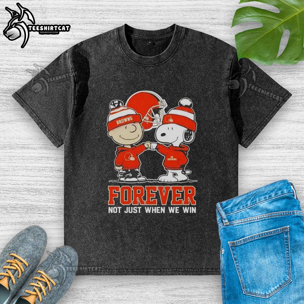 Official Peanut Snoopy and Charlie Brown Cleveland Browns Forever T-shirt, celebrating team spirit beyond game day.